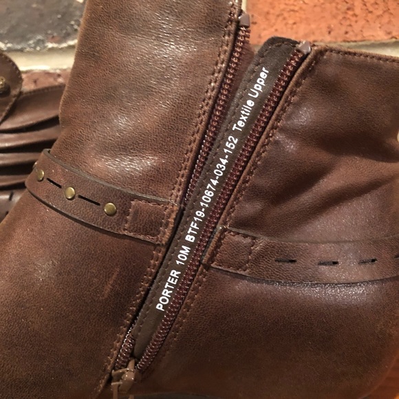 Bare Traps Porter Booties - Dark Brown - Soft & comfy! - Picture 10 of 10
